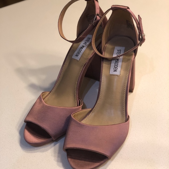 steve madden satin heels